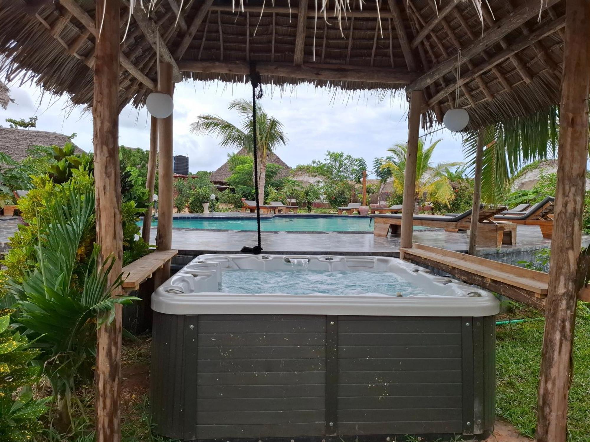 Hotell Paradise